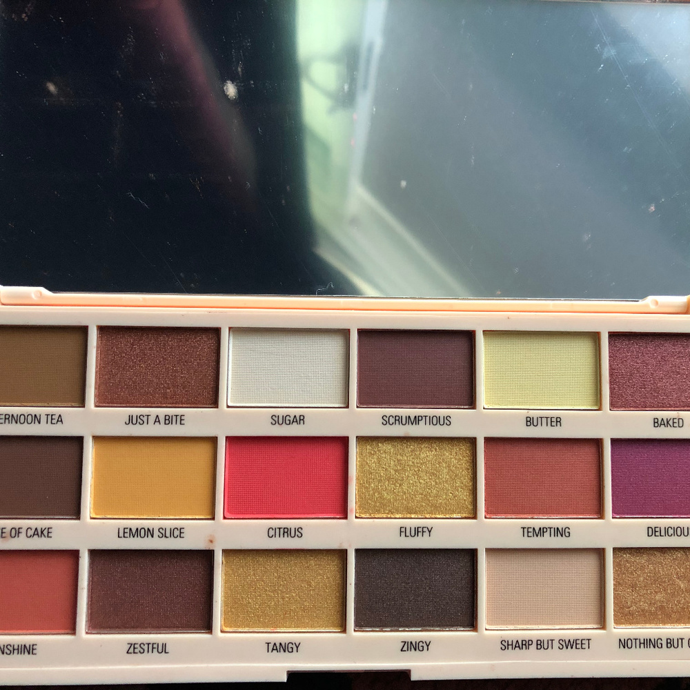 MUR Lemon Drizzle Palette - New